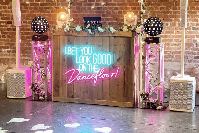 Rustic DJ Package