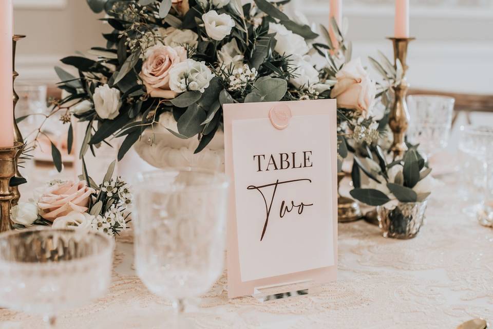 Vellum, Wax seal table number