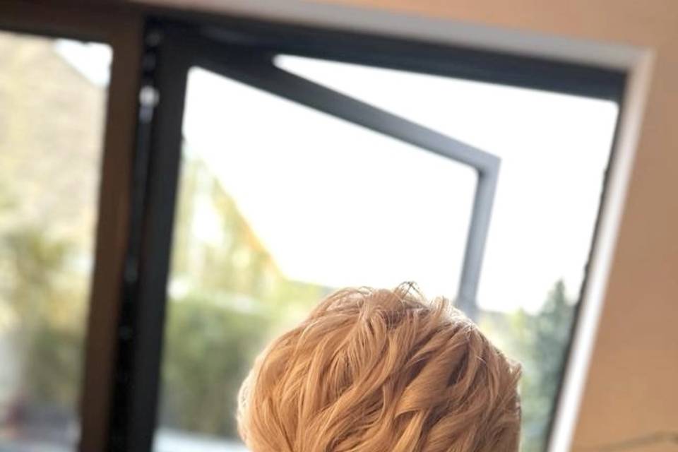 Full textured bun