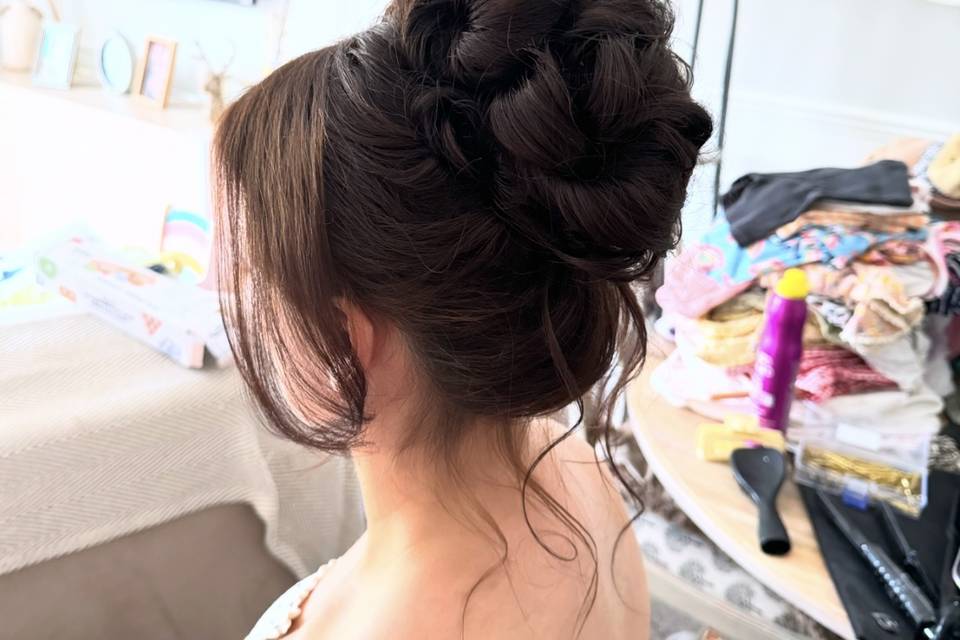 Voluminous high bun