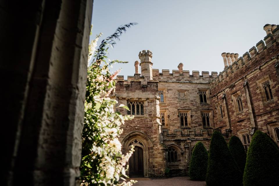 Hampton Court Castle