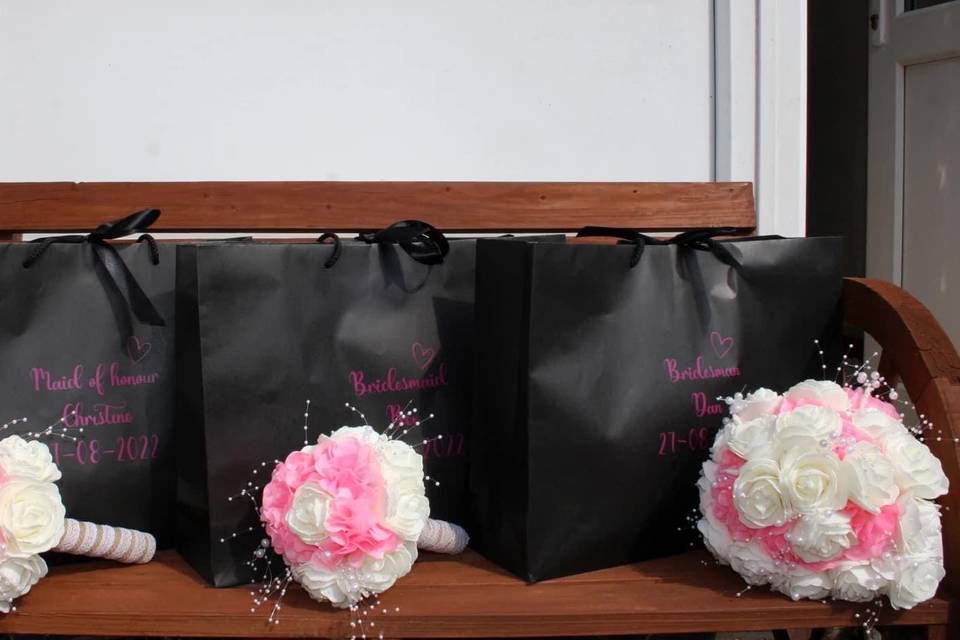 Bags & flowers