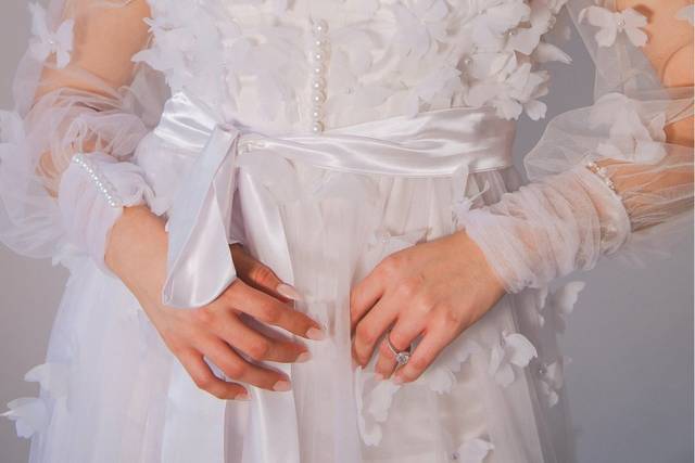 Lumi butterfly detail robe
