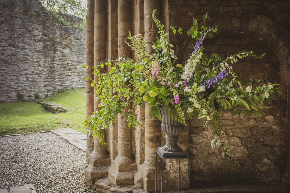 Floral arrangement in the Round Chapel