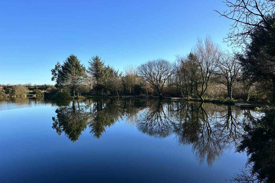 Cornish Lakeside Weddings