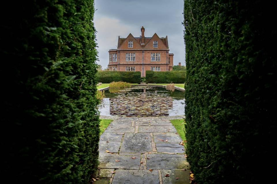 Horwood house hotel/ pond view