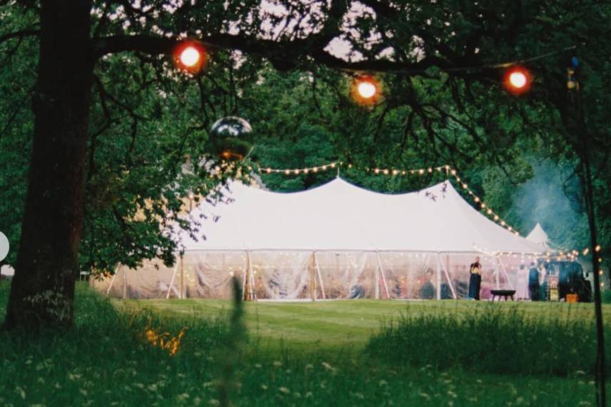 14m x 26m, Tweedsmuir