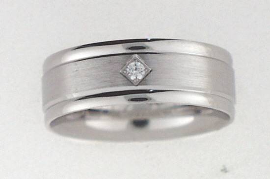 18 ct white gold