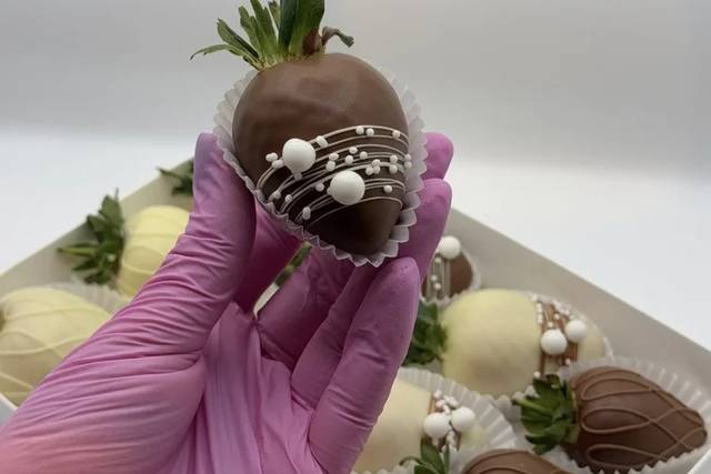 DeliciousLee Dipped