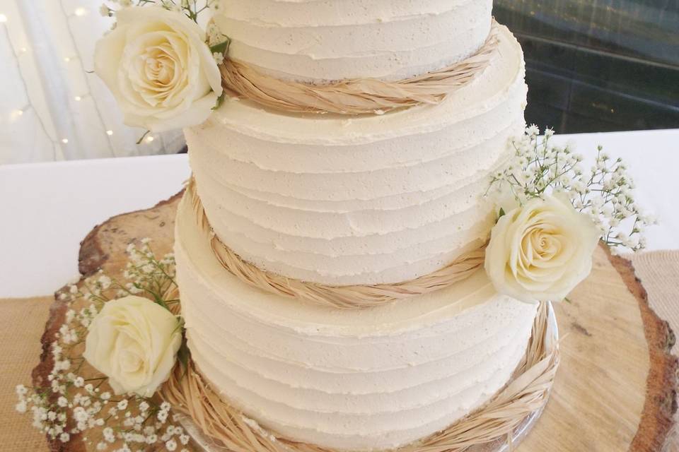 Vintage buttercream ribbed