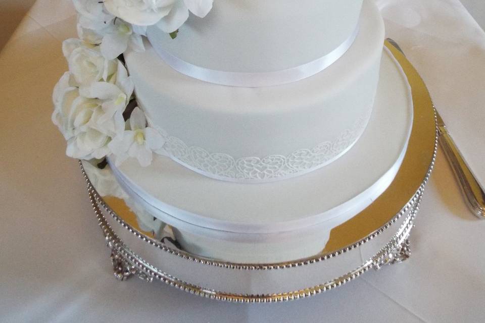 Elegant white lace cake