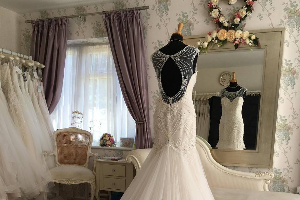 Exquisite wedding dresses too!