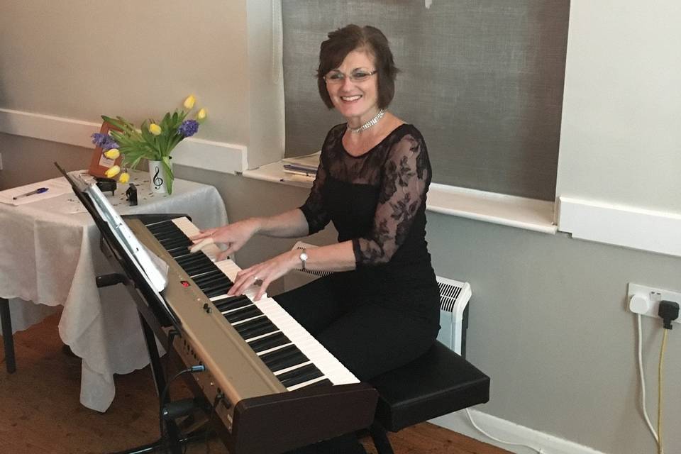 Jane Everard Pianist For All Occasions