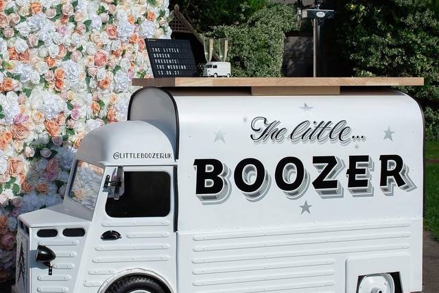 Prosecco, Champagne bar