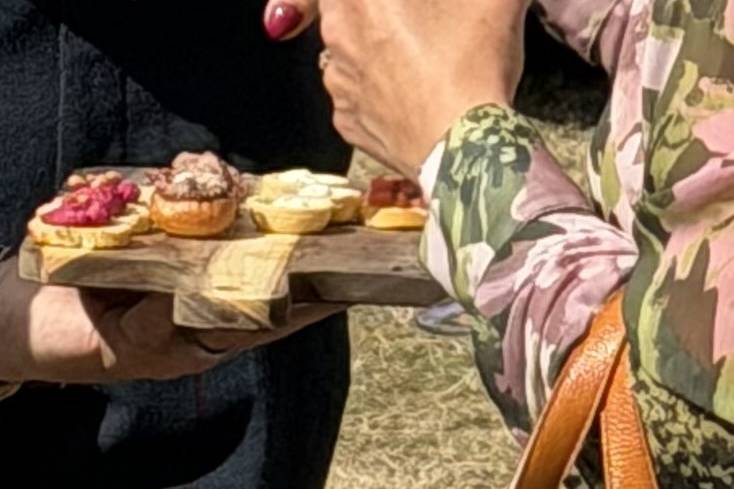 Canapés!! oh yes please.