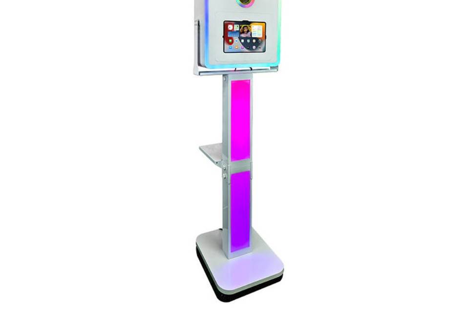 Professional DSLR Photo Booth