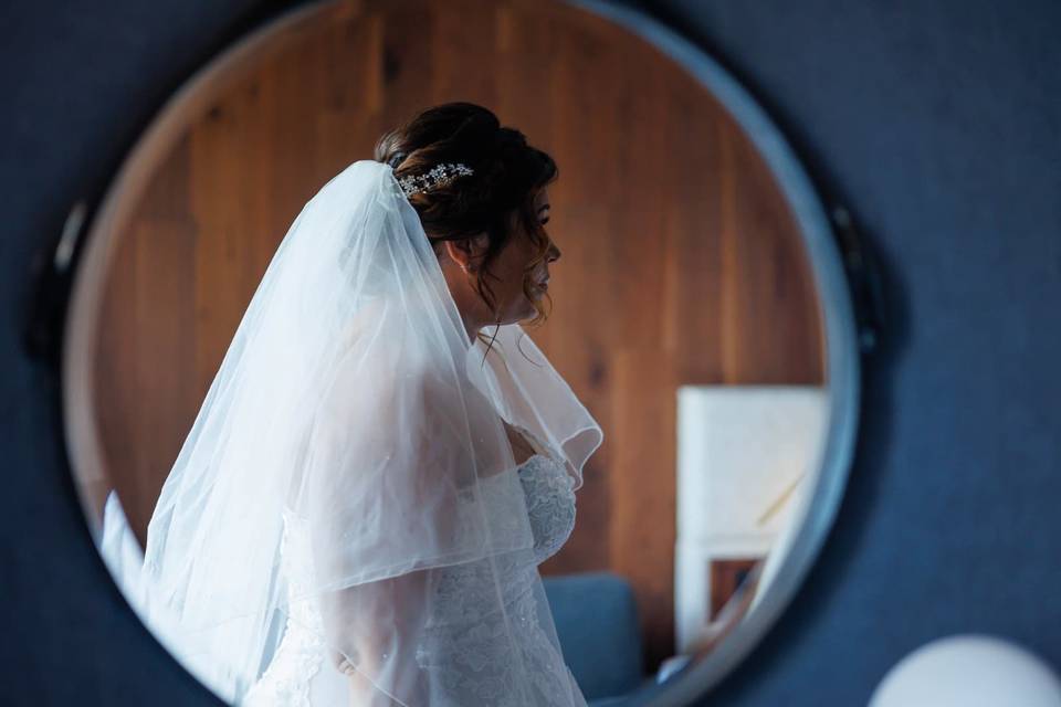 Bridal Prep at Canterbury Cave