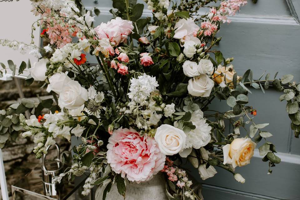 Wedding event flowers