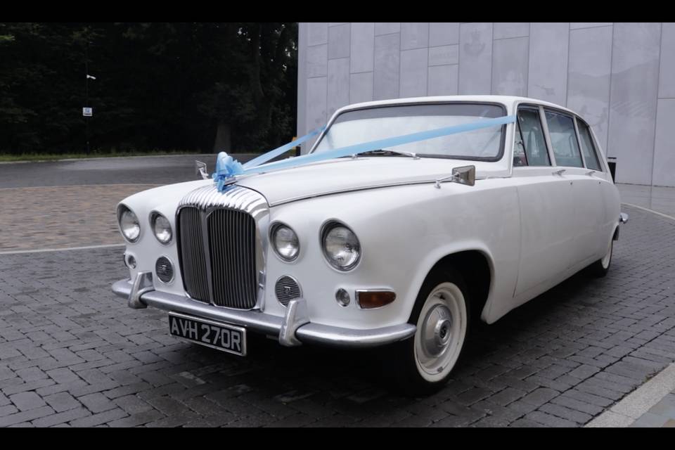 Swanky car