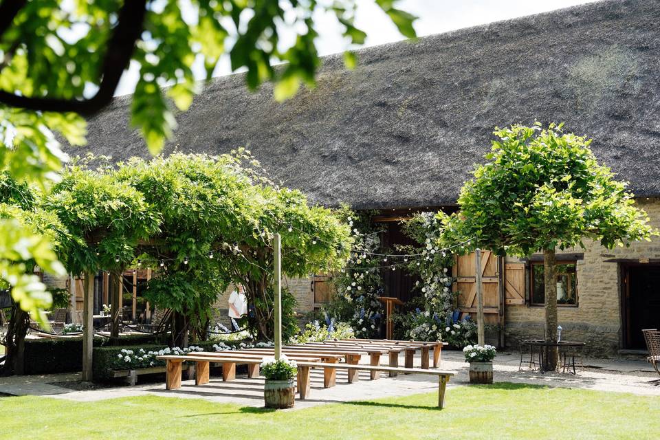 Outdoor ceremony set up