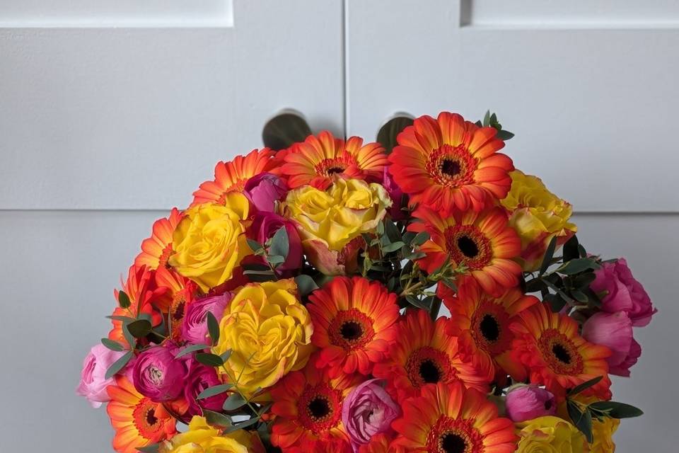 Bright vibrant bouquet