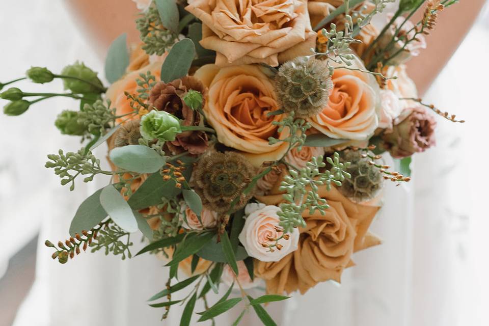 Toffee and Peach roses