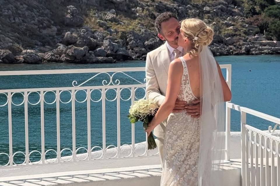 Abroad wedding (real)