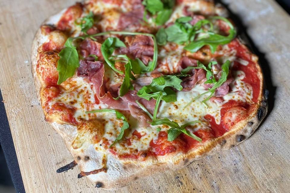 Ham pizza