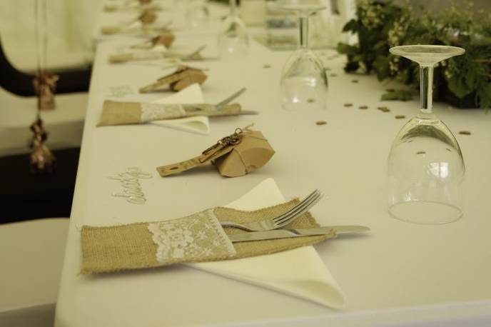 Head table