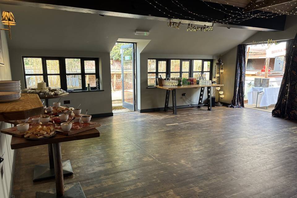 Function room/Dance floor