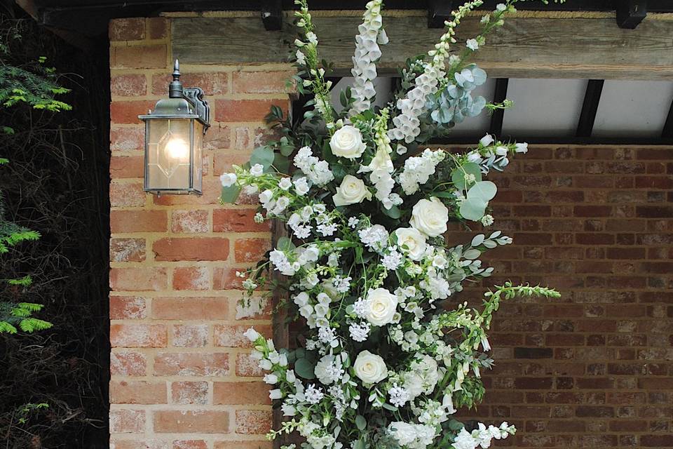 Ceremony arch
