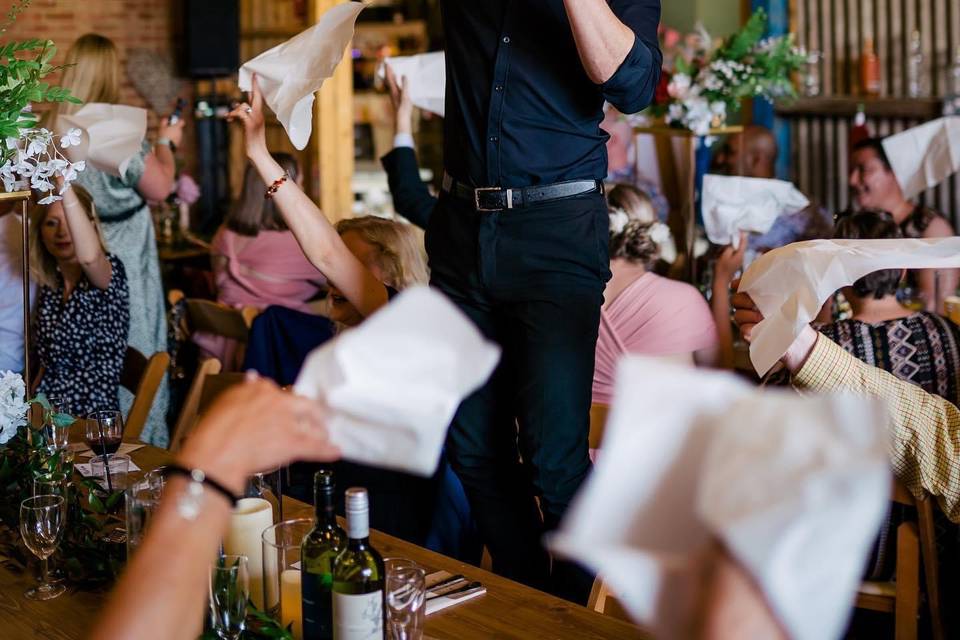 Mid waiters