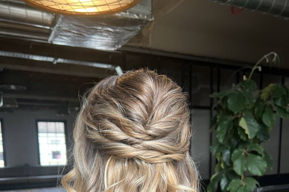 Back shot of wedding hair