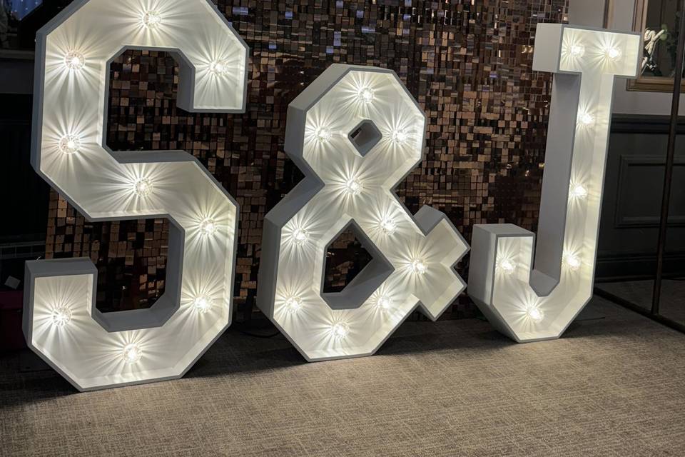 Shimmer wall
