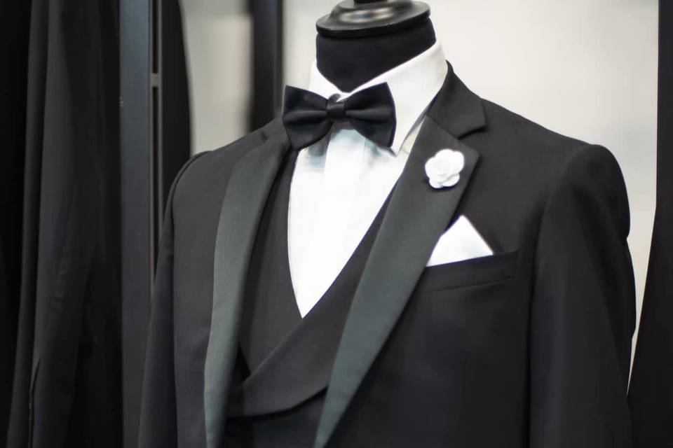 Black tuxedo 2024