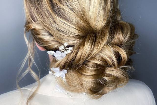 Romantic low bridal bun