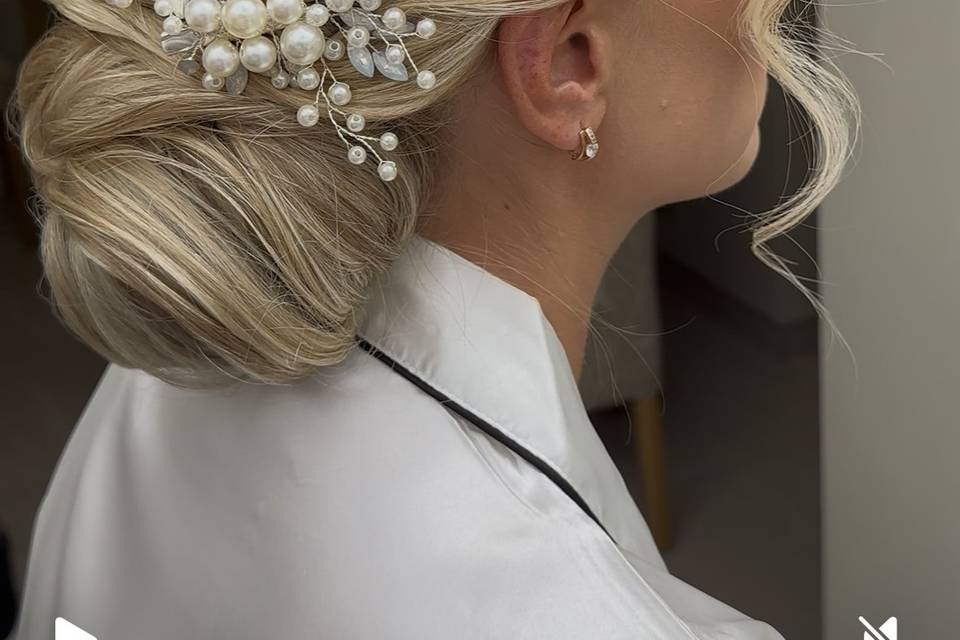 Luxury bridal hairstyle