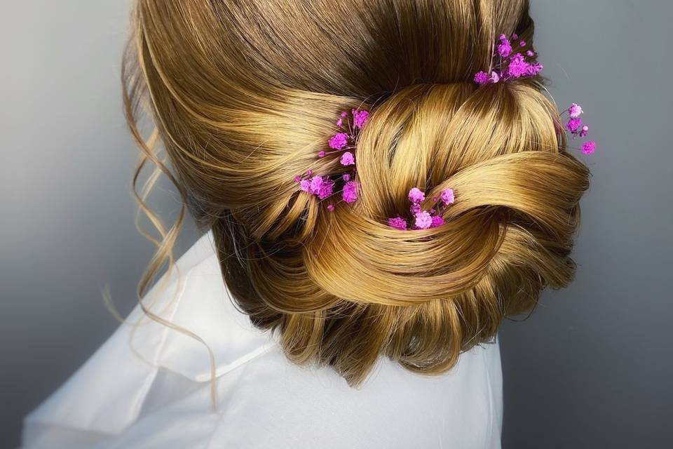 Romantic low bun