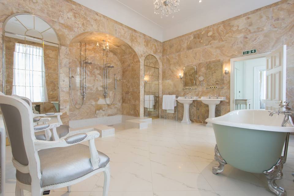 Hedsor House, Bridal Bathroom