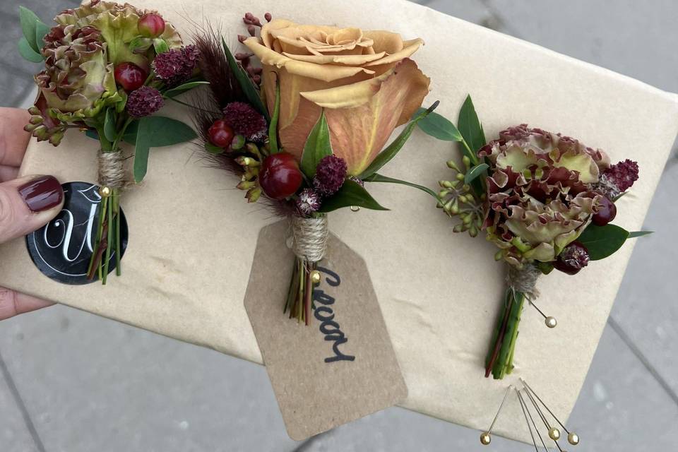 Buttonholes