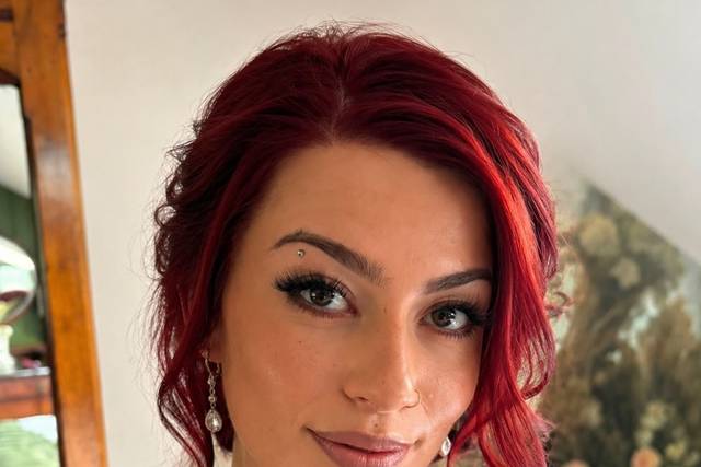 Autumanl brides maid.