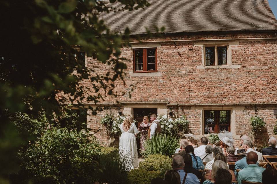 Walled garden ceremony 2024