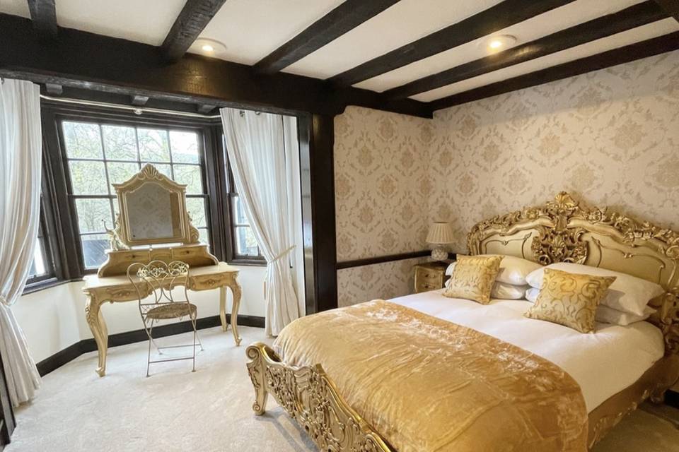 'the boudoir' bridal suite