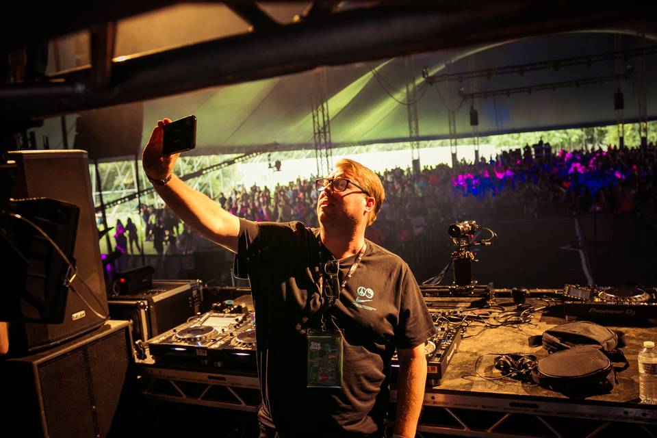 Baz DJing at Reminisce Festival