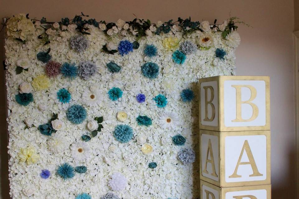 Flower wall &baby blocks