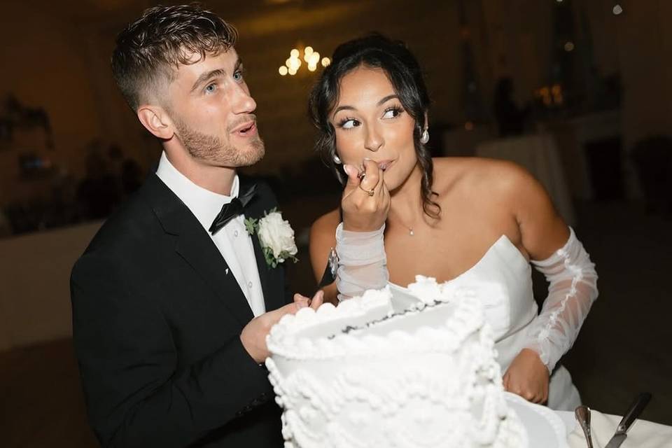 Cake cutting