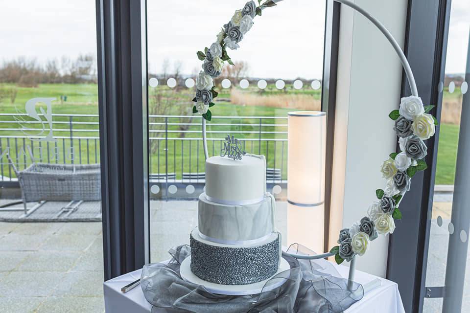 Grey marble cake