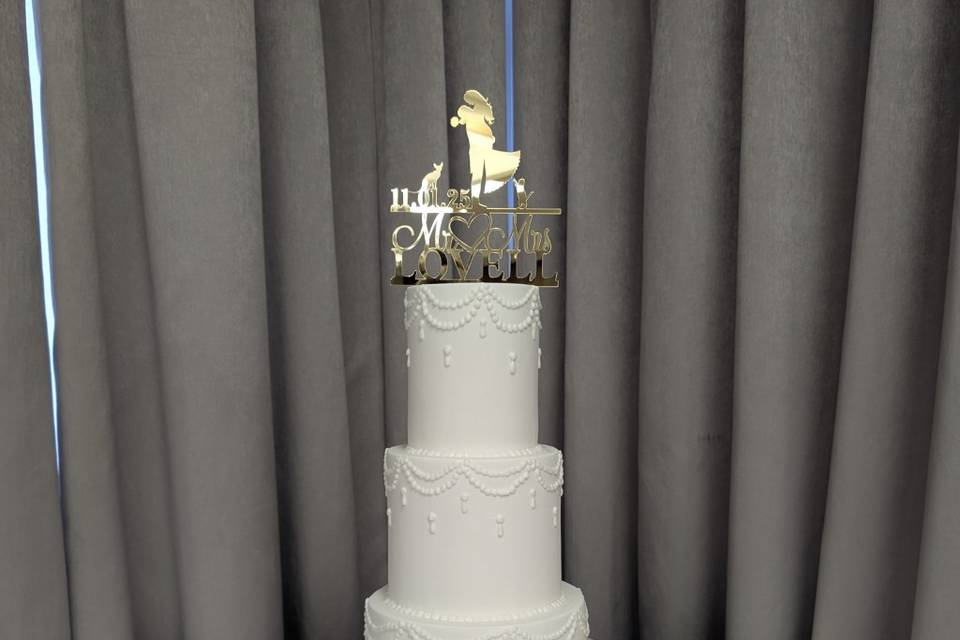 3 tier with floral base