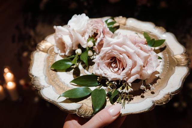 Womens Corsages