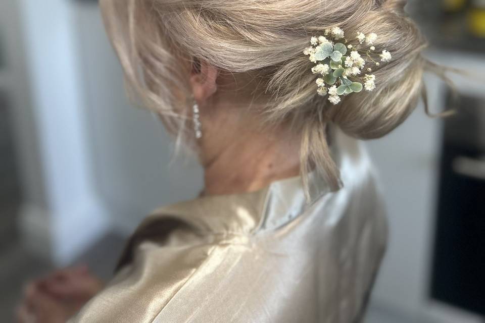 Bridesmaid textured bun